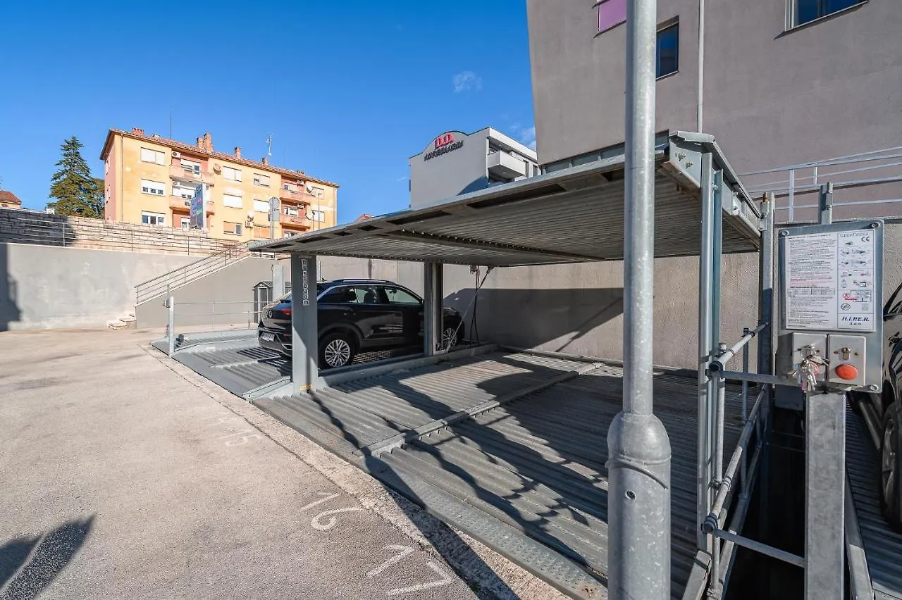 Pula City Centre, Modern App 2+2, Free Parking